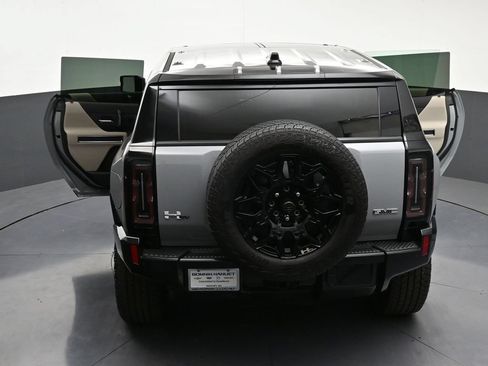 Certified 2026 GMC Hummer EV SUV AWD/4WD image 36