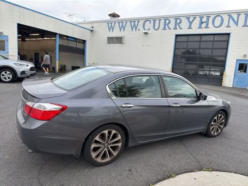Used 2014 Honda Accord Sport image 11