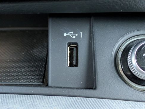 Used 2018 Audi Q5 2.0T Premium Plus w/ Premium Plus Package image 31