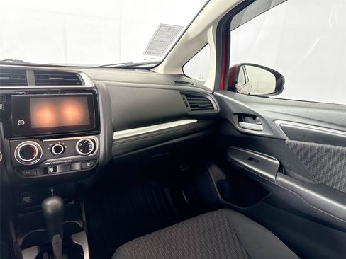 Used 2019 Honda Fit EX image 30