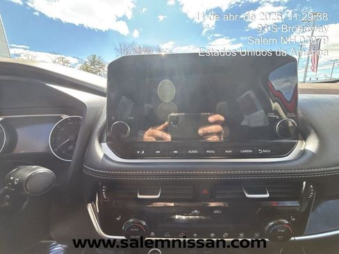 Certified 2023 Nissan Rogue SL w/ SL Premium Package image 9