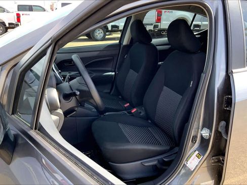 Used 2024 Nissan Versa S w/ Trunk Package image 8