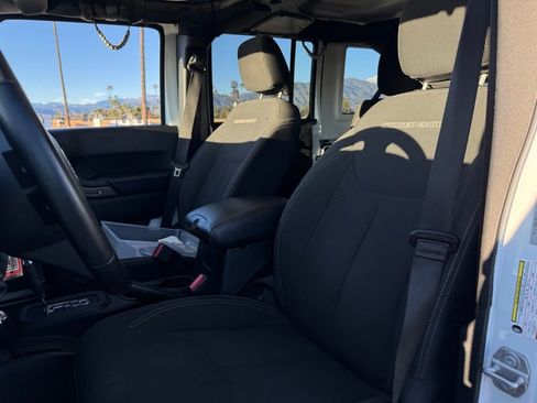 Used 2018 Jeep Wrangler Unlimited Sport image 5