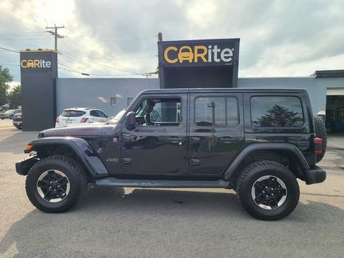 Used 2018 Jeep Wrangler Unlimited Rubicon AWD/4WD image 11