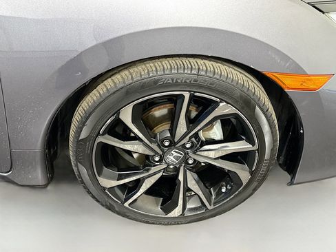 Used 2019 Honda Civic Sport image 32
