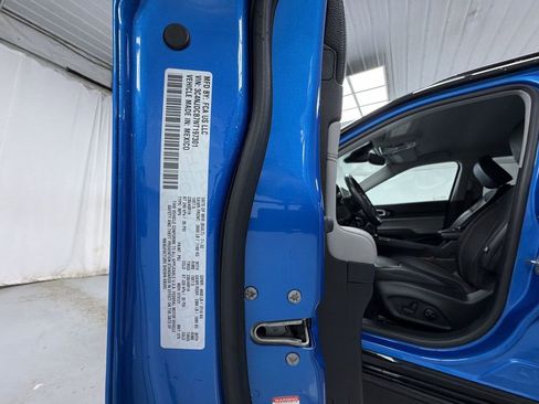 Used 2022 Jeep Compass Limited w/ Elite Group AWD/4WD image 26