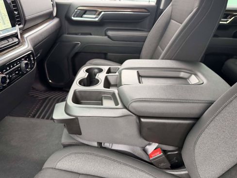 Used 2023 Chevrolet Silverado 1500 RST w/ Z71 Off-Road Package AWD/4WD image 21