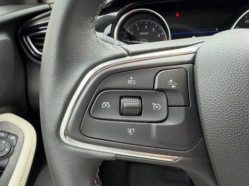 Used 2023 Buick Encore GX Preferred w/ Cold Weather Comfort Package AWD/4WD image 10
