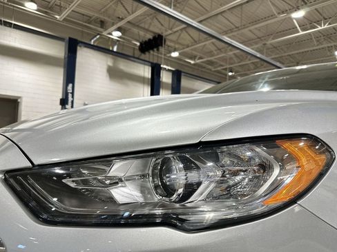 Used 2018 Ford Fusion S image 31