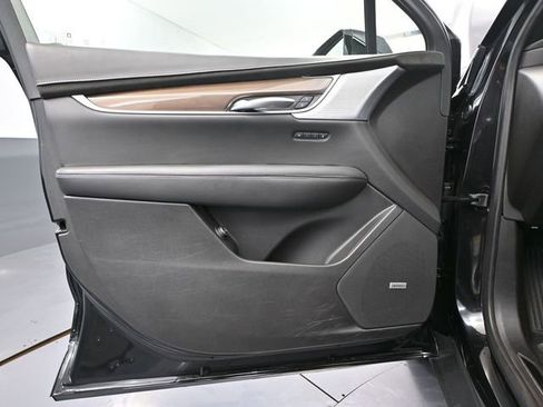 Used 2023 Cadillac XT5 Premium Luxury w/ Platinum Package AWD/4WD image 22