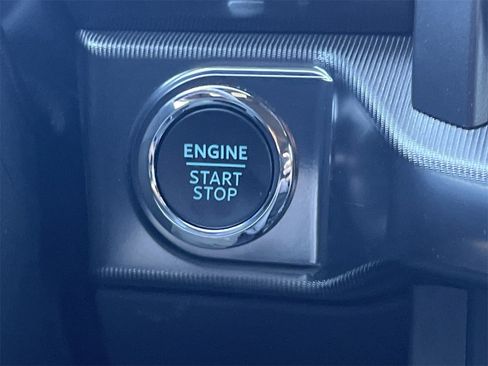 New 2025 Ford F150 Lariat w/ Equipment Group 501A Mid image 5