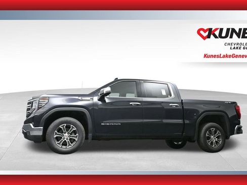 Used 2024 GMC Sierra 1500 SLT AWD/4WD image 25