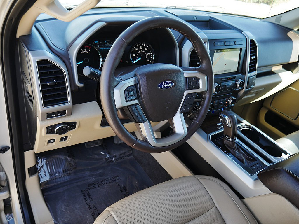 Used 2018 Ford F150 Lariat w/ Equipment Group 502A Luxury AWD/4WD image 12