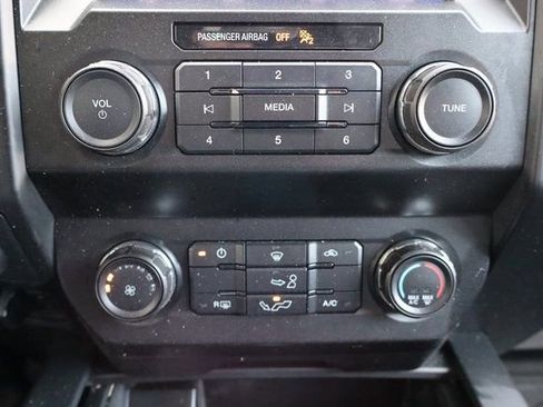 Used 2019 Ford F150 XL w/ Equipment Group 101A Mid image 8