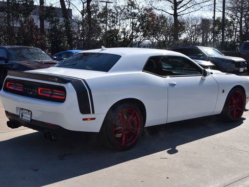 Used 2022 Dodge Challenger R/T Scat Pack w/ Plus Package image 7