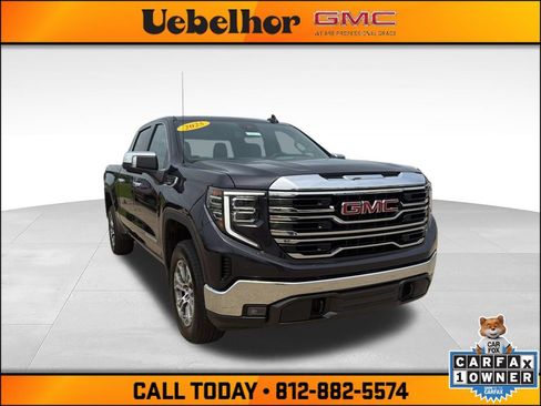 Used 2025 GMC Sierra 1500 SLT AWD/4WD image 1