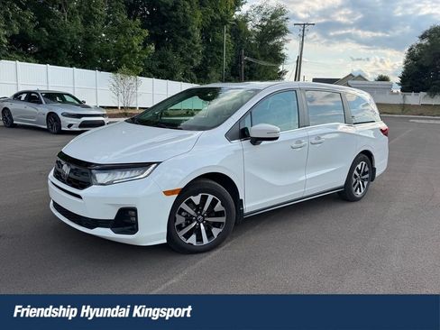 Used 2025 Honda Odyssey EX-L image 1