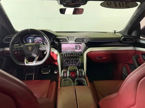 Used 2019 Lamborghini Urus image 30
