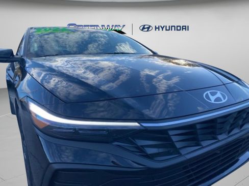 New 2026 Hyundai Elantra Sport image 27