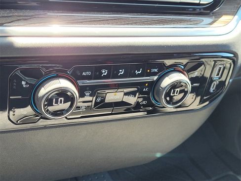 New 2025 Chevrolet Silverado 1500 LT w/ Safety Package image 20