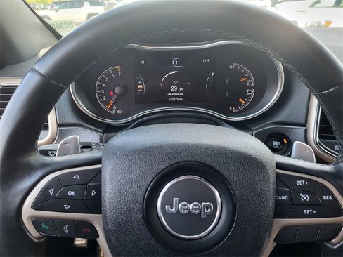 Used 2016 Jeep Grand Cherokee Laredo w/ Quick Order Package 23E image 11