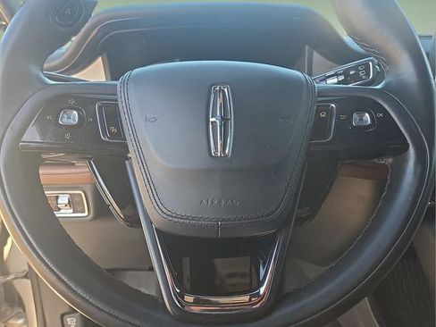 Used 2022 Lincoln Aviator Reserve w/ Equipment Group 201A image 31