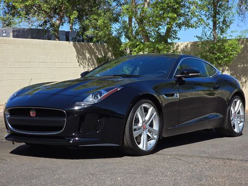 Used 2016 Jaguar F-TYPE Coupe image 5