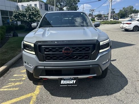 Certified 2022 Nissan Frontier PRO-4X w/ Technology Package image 3