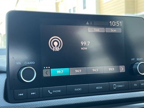 Used 2023 Acura Integra A-Spec image 19