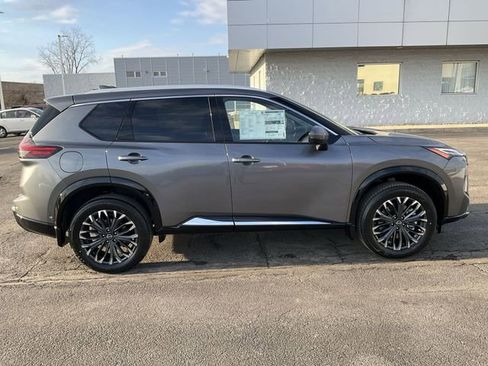 New 2026 Nissan Rogue Platinum w/ Tech Package image 31