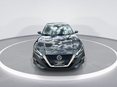 Used 2020 Nissan Altima 2.5 Platinum FWD image 3