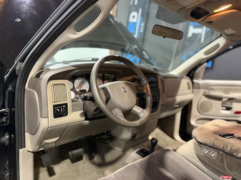 Used 2005 Dodge Ram 2500 Truck SLT AWD/4WD image 11