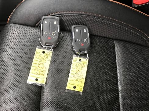 Certified 2022 GMC Acadia AT4 w/ Trailering Package image 31