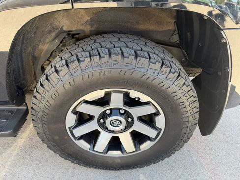 Used 2017 Toyota 4Runner TRD Off-Road AWD/4WD image 28