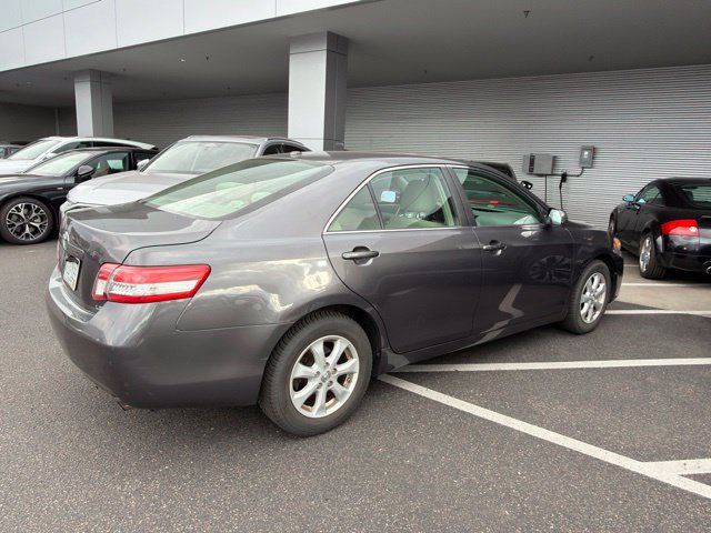 Used 2011 Toyota Camry LE w/ LE Extra-Value Pkg FWD image 4