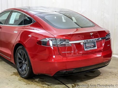 Used 2018 Tesla Model S 100D image 4