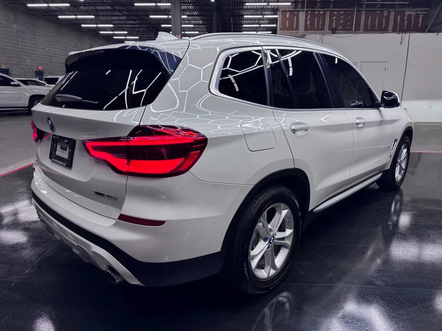 Used 2020 BMW X3 xDrive30i AWD/4WD image 3