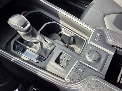 Used 2024 Toyota Grand Highlander AWD Hybrid image 29