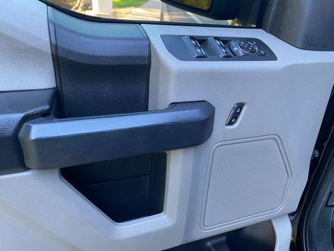 Used 2017 Ford F150 XL w/ Equipment Group 101A Mid RWD image 25