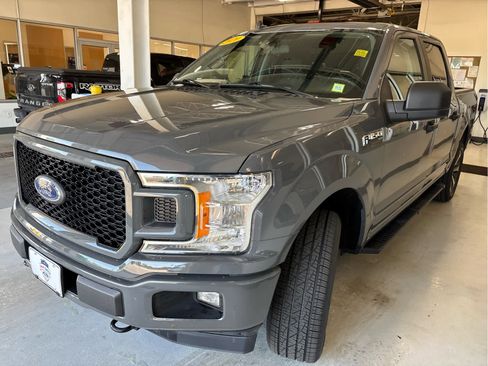 Used 2020 Ford F150 XL w/ Equipment Group 101A Mid AWD/4WD image 4