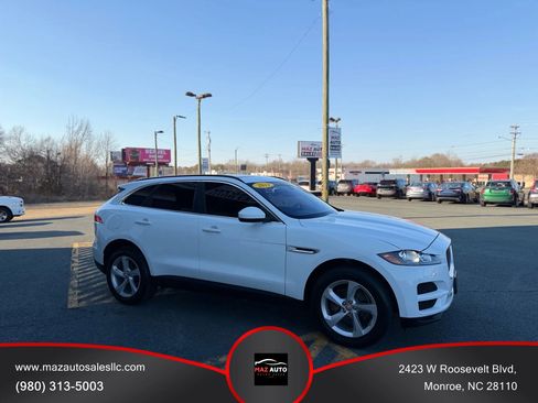 Used 2019 Jaguar F-PACE Premium image 3