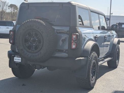 Certified 2024 Ford Bronco Wildtrak image 3