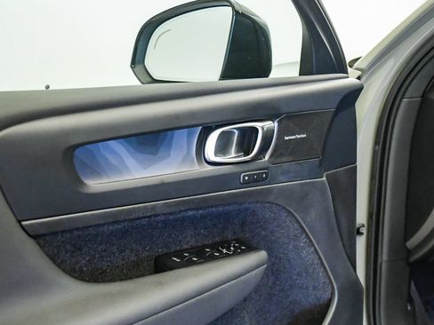 Certified 2024 Volvo C40 P8 Recharge Ultimate w/ Protection Package Premier AWD/4WD image 25