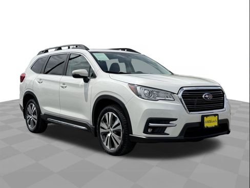 Used 2022 Subaru Ascent Limited w/ Technology Package AWD/4WD image 7