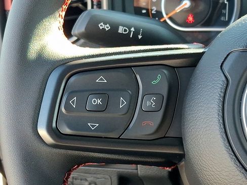 Used 2024 Jeep Wrangler Unlimited Rubicon w/ Safety Group image 20