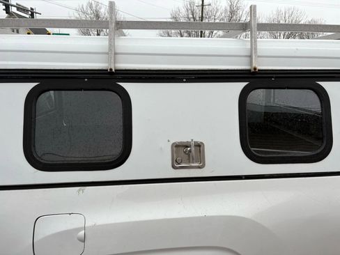 Used 2016 Toyota Tacoma SR w/ Exterior Package image 14