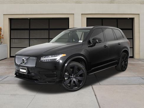 Certified 2024 Volvo XC90 T8 Plus w/ Protection Package Premier image 3