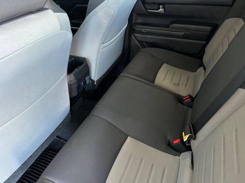 Used 2025 Toyota Tacoma TRD Sport AWD/4WD image 12