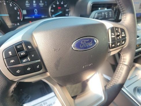 Used 2024 Ford Explorer XLT w/ Equipment Group 202A AWD/4WD image 17