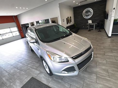 Used 2015 Ford Escape SE FWD image 41